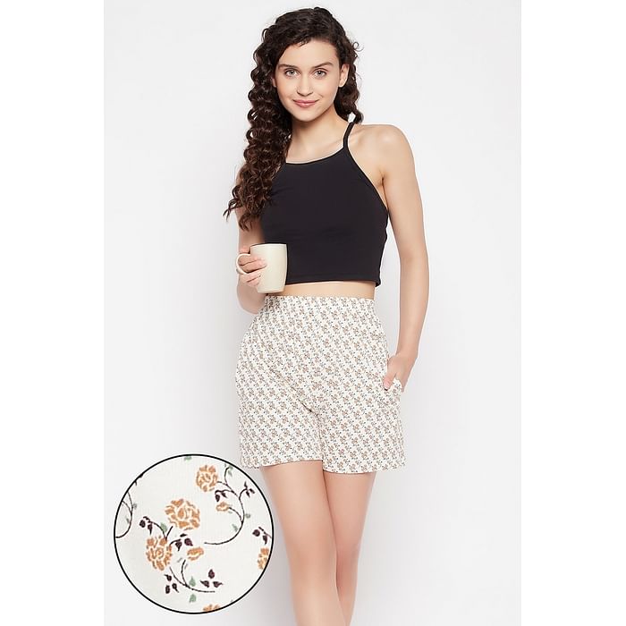 

Clovia Pretty Florals Shorts in White - 100% Cotton - LB0174X18