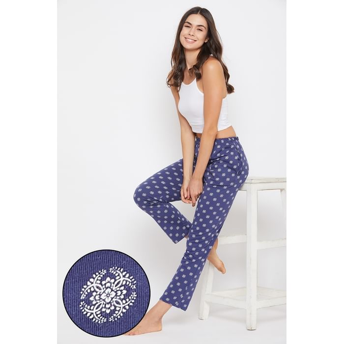 

Clovia Print Me Pretty Pyjama in Blue - Cotton Rich - LB0176E03, Light blue