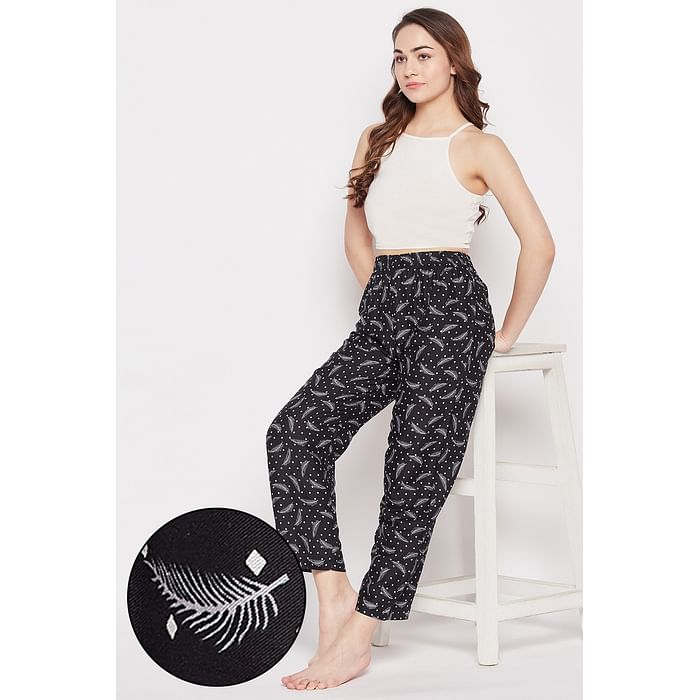 

Clovia Leaf Print Pyjama in Black - Rayon - LB0179J13