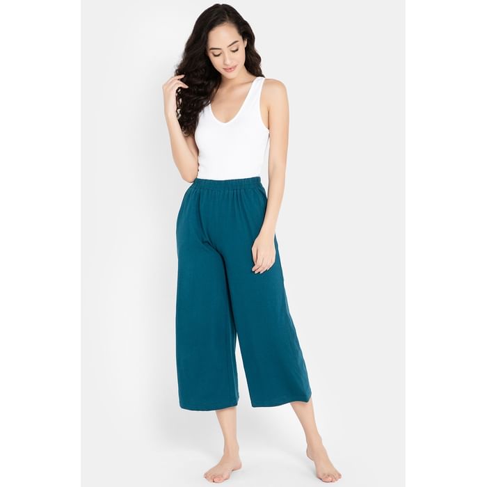 

Clovia Chic Basic Flared Capri in Teal Blue - 100% Cotton - LB0182P36