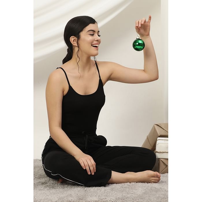 

Clovia Chic Basic Pyjama in Black - Fleece - LB0189P13