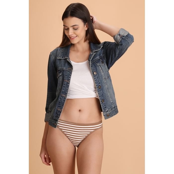 

Clovia Low Waist Striped Thong in Coffee Brown - PN1481U06