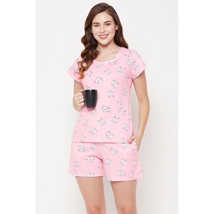 

Clovia Graphic Print Top & Shorts Set in Baby Pink - 100% Cotton - LS0410U22, Light pink