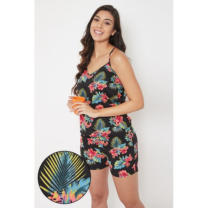 

Clovia Pretty Florals Cami Top & Shorts Set in Black - Crepe - LS0419A13