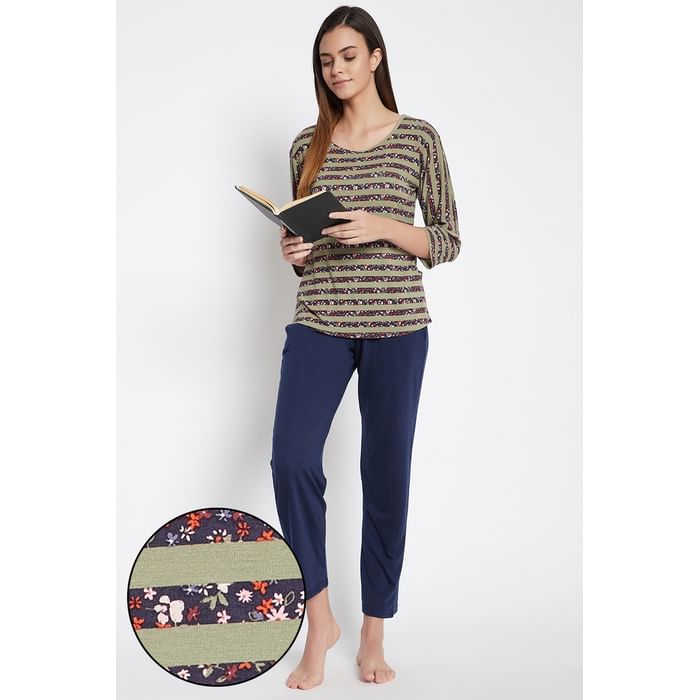 

Clovia Print Me Pretty Top & Solid Pyjama Set in Navy & Grey - 100% Cotton - LS0496A08