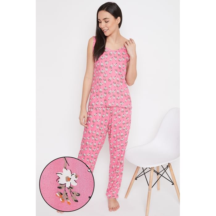 

Clovia Pretty Florals Top & Pyjama Set in Pink- Rayon - LS0513P14