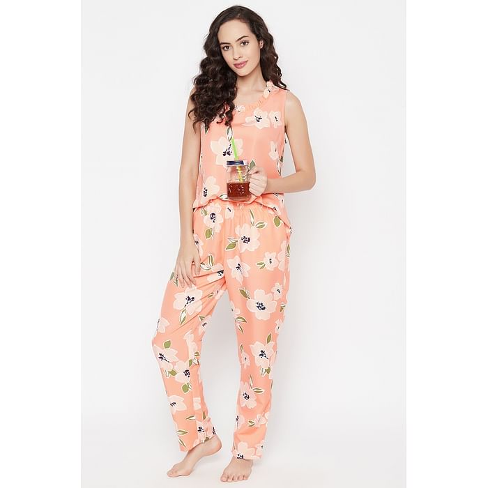 

Clovia Pretty Florals Top & Pyjama Set in Peach Colour - Rayon - LS0520P34, Teal