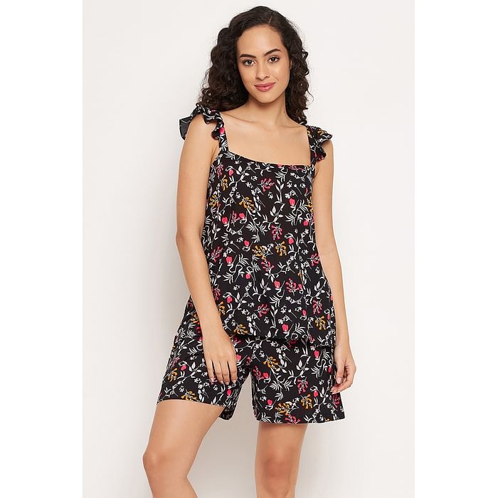 

Clovia Pretty Florals Top & Shorts Set in Black - Rayon - LS0523D13