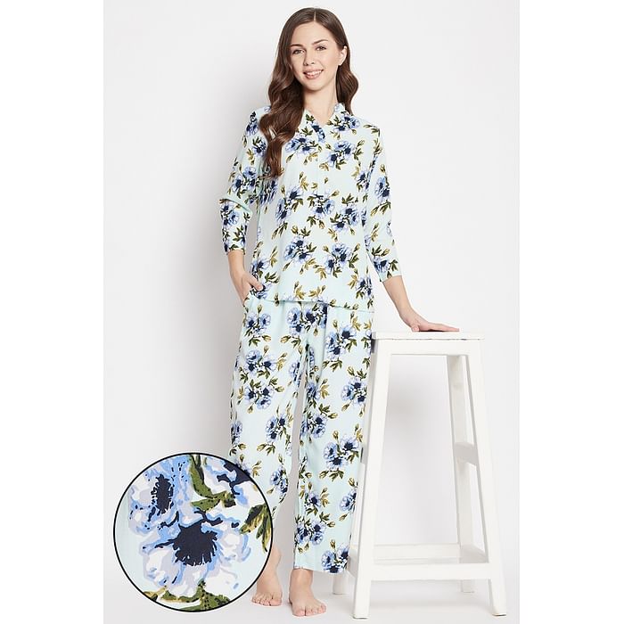 

Clovia Pretty Florals Top & Pyjama in Mint Green - Crepe - LS0536P11, Light green