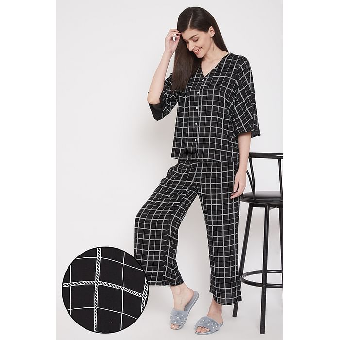 

Clovia Classic Checks Button Me Up Shirt & Pyjama in Black - Rayon - LS0538P13