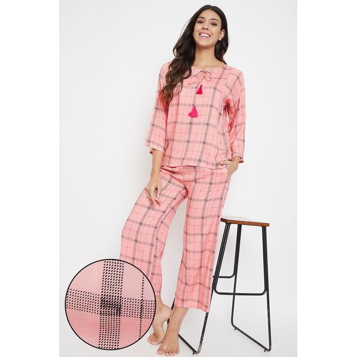 

Clovia Classic Checks Top & Pyjama Set in Peach Pink - Rayon - LS0551P34, Teal