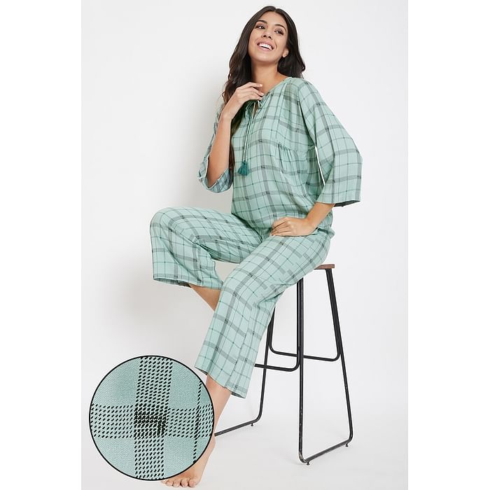 

Clovia Classic Checks Top & Pyjama Set in Mint Green - Rayon - LS0551P35, Teal