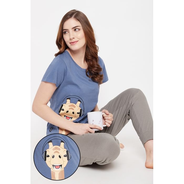 

Clovia Giraffe Emoji Print Top & Solid Jogger Set in Blue - 100% Cotton - LS0557A08, Navy