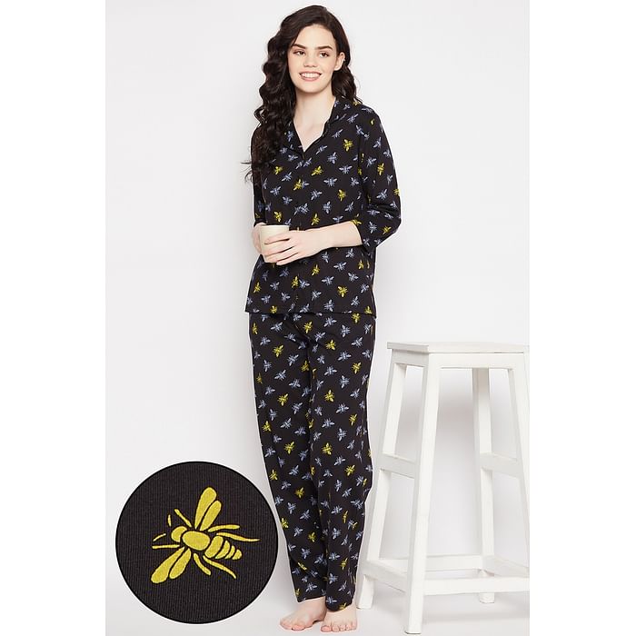 

Clovia Bug Print Button Down Shirt & Pyjama Set in Black - 100% Cotton - LS0585P13