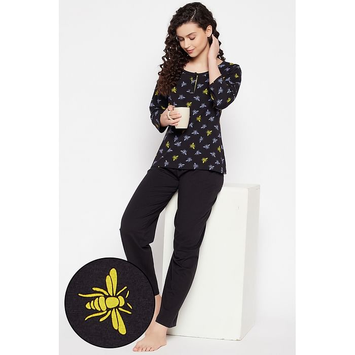 

Clovia Fly Print Top & Solid Pyjama Set in Black - 100% Cotton - LS0644P13