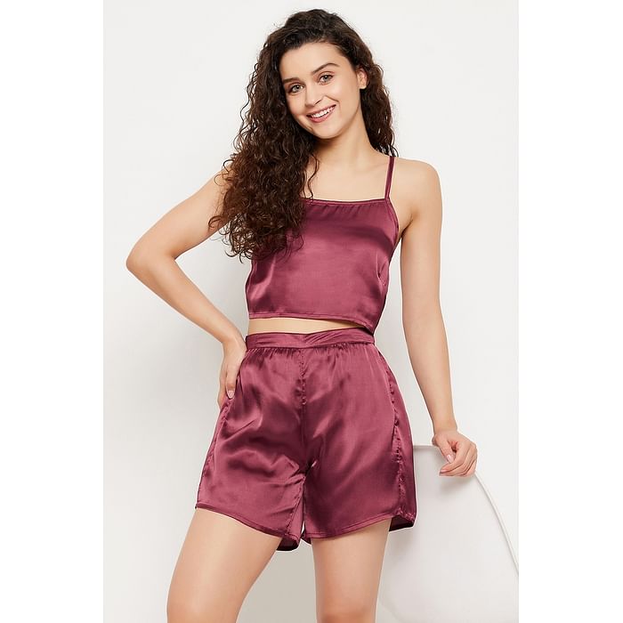 

Clovia Chic Basic Crop Top & Shorts Set in Maroon - Satin - LS0654P09