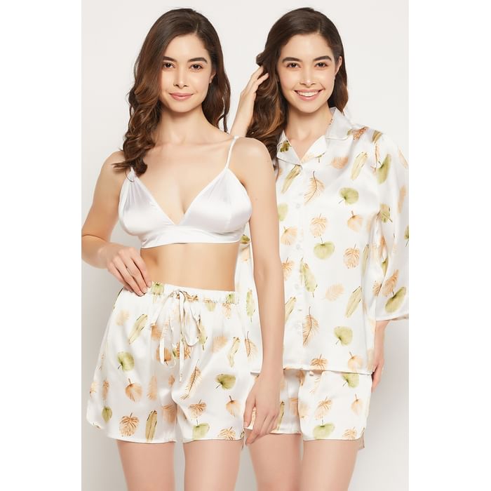 

Clovia Leaf Print 3 Piece Nightwear Set in White - Satin - LS0666P18