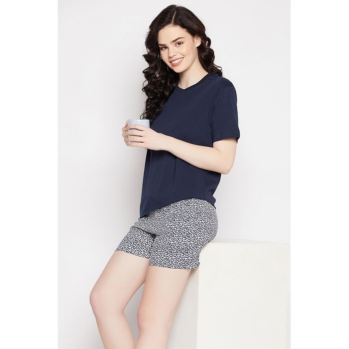 

Clovia Chic Basic Top in Navy & Leaf Print Boxer Shorts in White - 100% Cotton - LSC001P99, Assorted