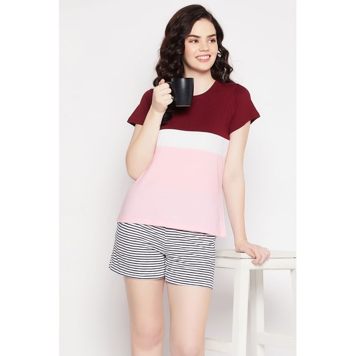 

Clovia Colourblocked T-shirt in Soft Pink & Sassy Stripes Boxer Shorts in White - 100% Cotton - LSC014P99, Assorted