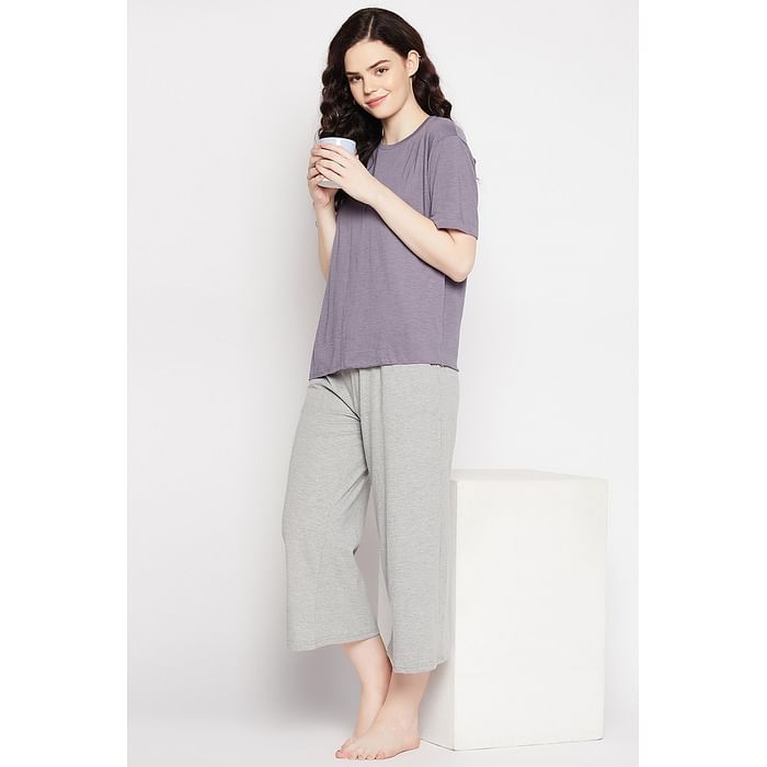 

Clovia Chic Basic Top in Lavender & Flared Capri in Grey Melange - 100% Cotton - LSC024P99, Assorted