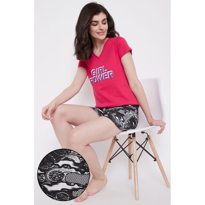 

Clovia Quirky Text Top & Shorts in Dark Pink & Black- Cotton - LSC135D14