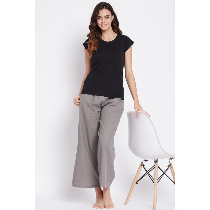 

Clovia Black Solid Top & Grey Flared Pyjama Set - Cotton - LSC142P13