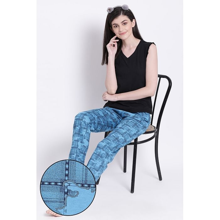 

Clovia Chic Basic Top & Print Me Pretty Pyjama in Black & Blue - Cotton Rich - LSC176U08, Navy