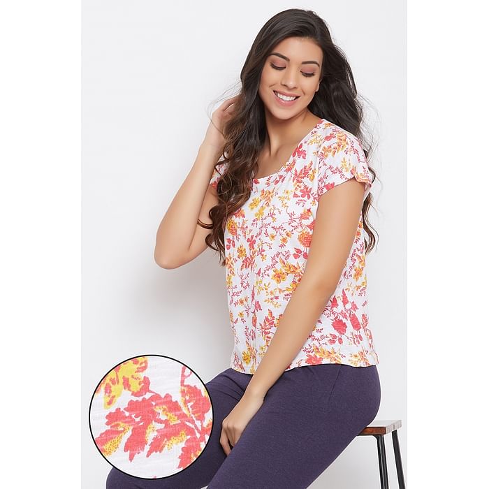 

Clovia Pretty Florals Top in White - Cotton Rich - LT0132D18