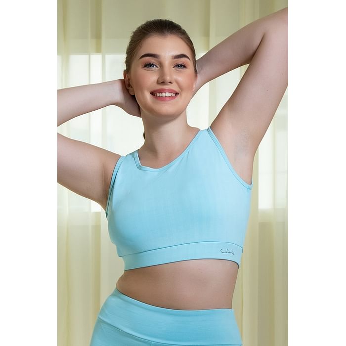 

Clovia Medium Impact Padded Non-Wired Sports Bra in Turquoise Blue with Removable Cups - BRS015P03, Light blue