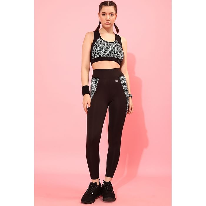 

Clovia Medium Impact Padded Printed Racerback Active Sports Bra & High Rise Active Tights in Black - ASC042M13