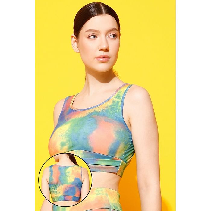 

Clovia Medium Impact Padded Sports Bra in Multicolour - BRS030B19