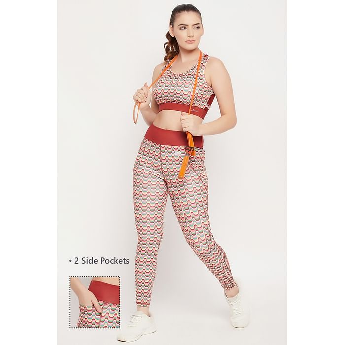 

Clovia Medium Impact Padded Y2K Print Sports Bra & Snug Fit High-Rise Y2K Print 3-Pocket Active Tights in M - ASC031R19, Multicolour