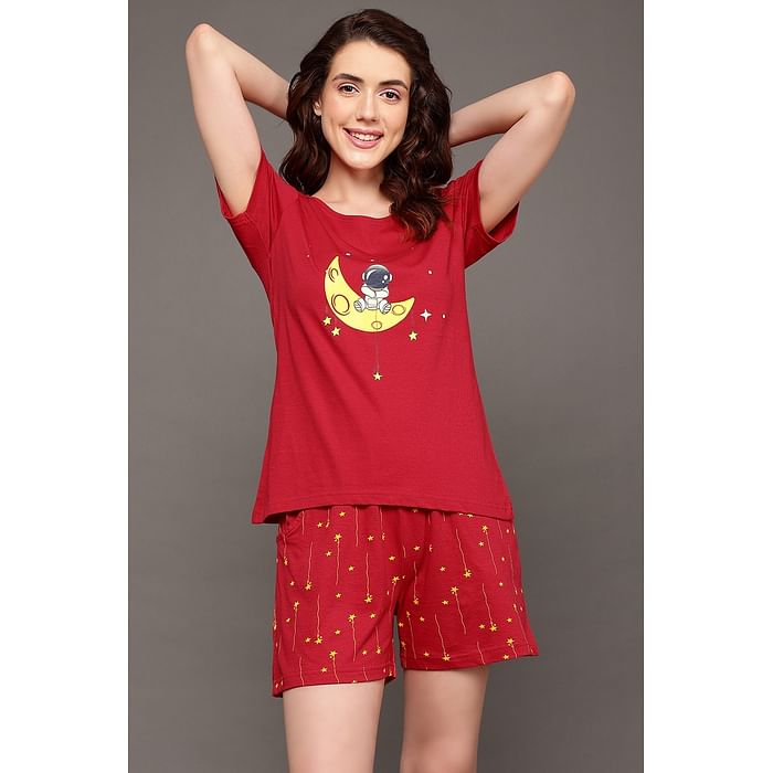 

Clovia Moon & Star Print Top & Shorts Set in Crimson - 100% Cotton - LS0410E14, Pink