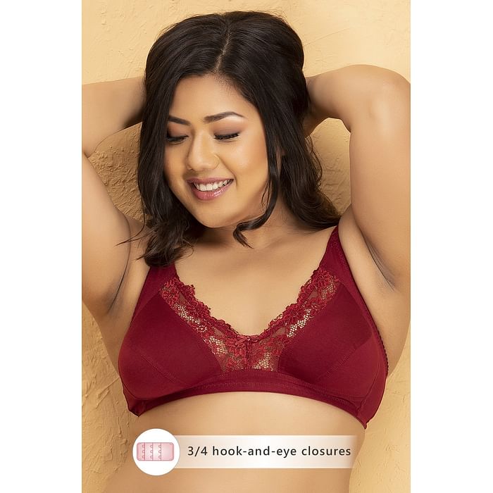 

Clovia Non-Padded Non-Wired Full Coverage Bra in Maroon- Lace & Cotton - BR2027P09