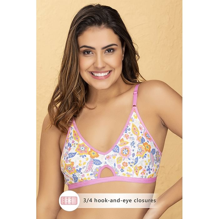 

Clovia Non-Padded Non-Wired Floral Print Bra in White - Cotton Rich - BR1675A18