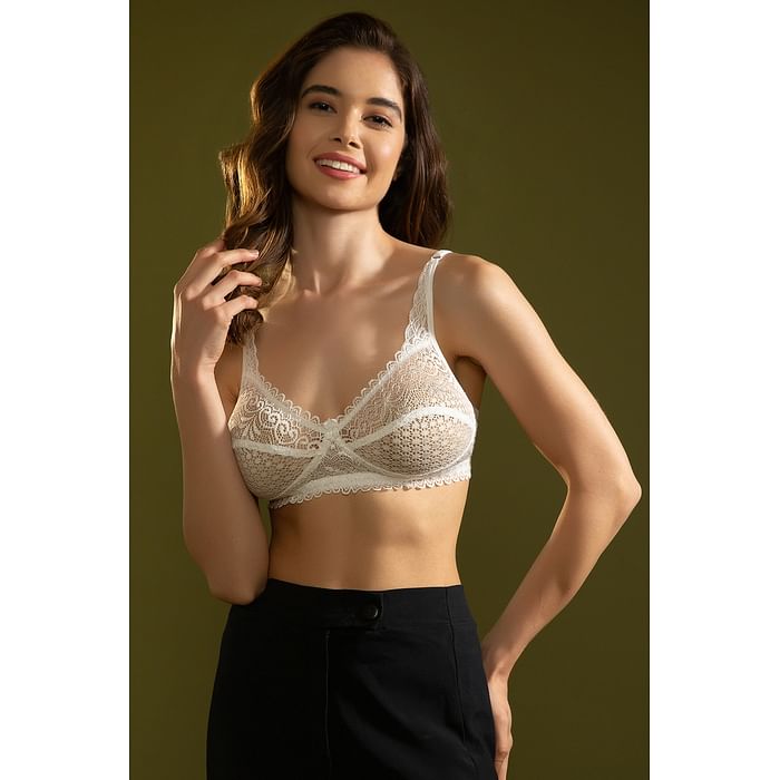 

Clovia Non-Padded Non-Wired Full Cup Bra in White - Lace - BR0224A18