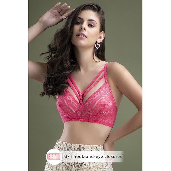

Clovia Non-Padded Non-Wired Full Cup Bralette in Baby Pink with Cage Style - Lace - BR2241P22, Light pink