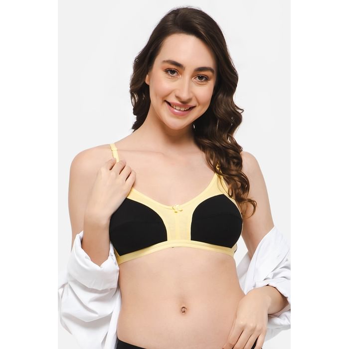 

Clovia Non-Padded Non-Wired Full Cup Colourblocked Bra in Black - Cotton - BR1075E13