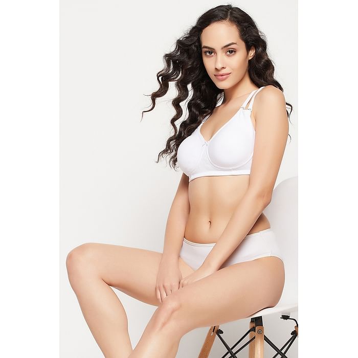 

Clovia Non-Padded Non-Wired Full Cup Multiway T-shirt Bra in White - Cotton Rich - BR1622P18