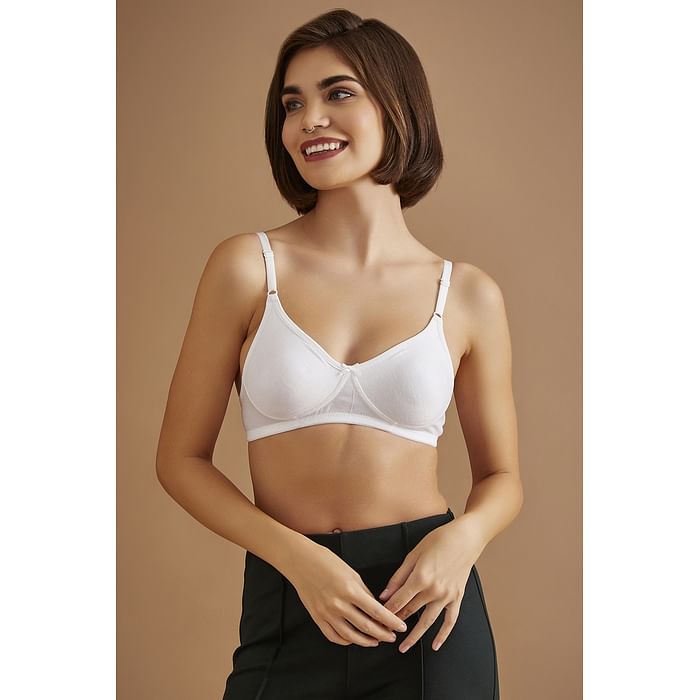

Clovia Non-Padded Non-Wired Full Cup T-shirt Bra in White - Cotton Rich - BR1148A18