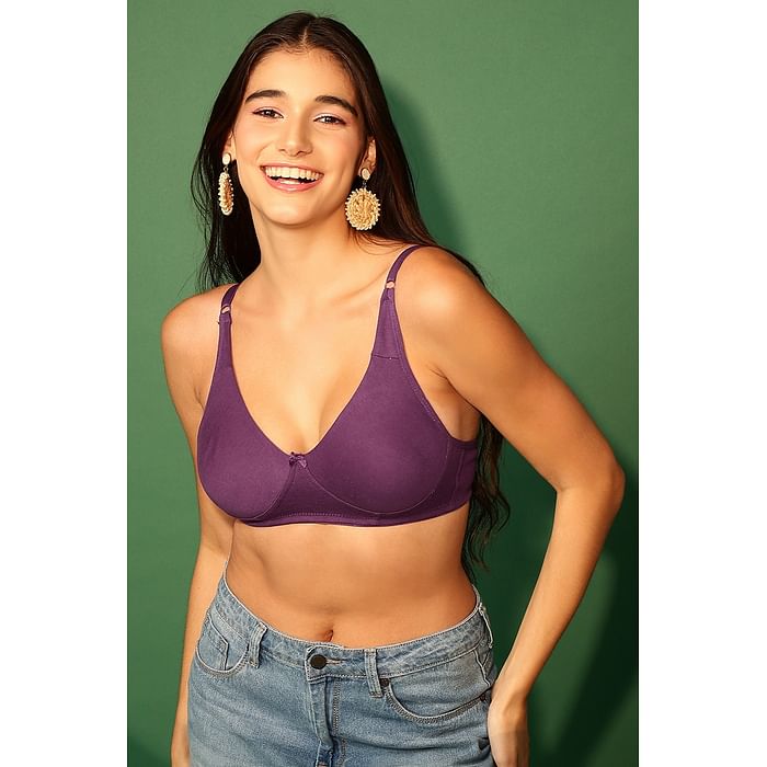 

Clovia Non-Padded Non-Wired Full Coverage Bra with Double Layered Cups In Purple - Cotton Rich - BR0636P12, Lavender