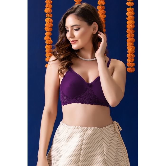 

Clovia Non-Wired Full Coverage Lightly Padded Spacer Cup T-shirt Bra in Plum - Cotton Rich - BR1280A15, Purple