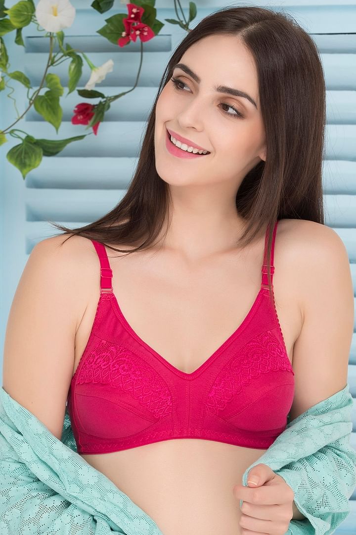Buy Non-Wired Non-Padded Full Cup Bra in Magenta - Cotton Rich Online India,  Best Prices, COD - Clovia - BR0884P14