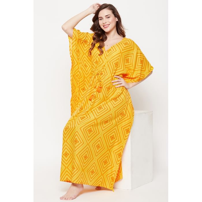 

Clovia Print Me Pretty Long Kaftan in Yellow - Crepe - NS0865P02, Light yellow