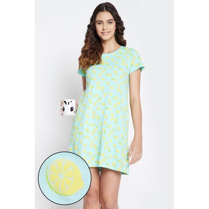 

Clovia Lemon Print Knee Length Short Nightdress in Cyan - 100% Cotton - NS1197P03, Light blue