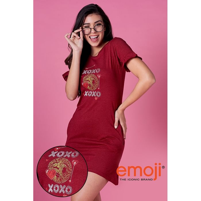 

Clovia Text & Heart Print Short Night Dress in Maroon - Cotton Rich - NS1340P09