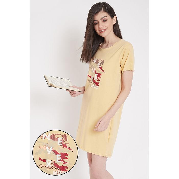 Clovia - Clovia Print Me Pretty Print Short Night Dress in Yellow – 100% Cotton – NS1363P17