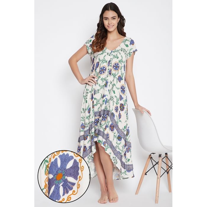 

Clovia Print Me Pretty High-Low Nightdress in White - Rayon - NS1417P18
