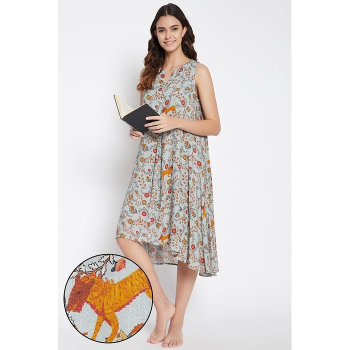 

Clovia Print Me Pretty Resortwear Dress in Light Grey - Rayon - NS1420P01