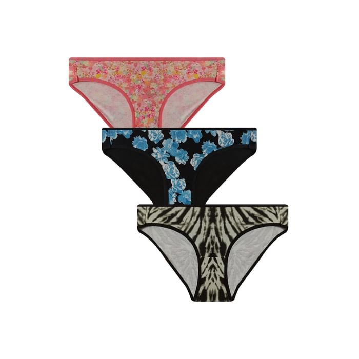

Clovia Pack of 3 Low Waist Printed Bikini Panties - Cotton - PNC530040